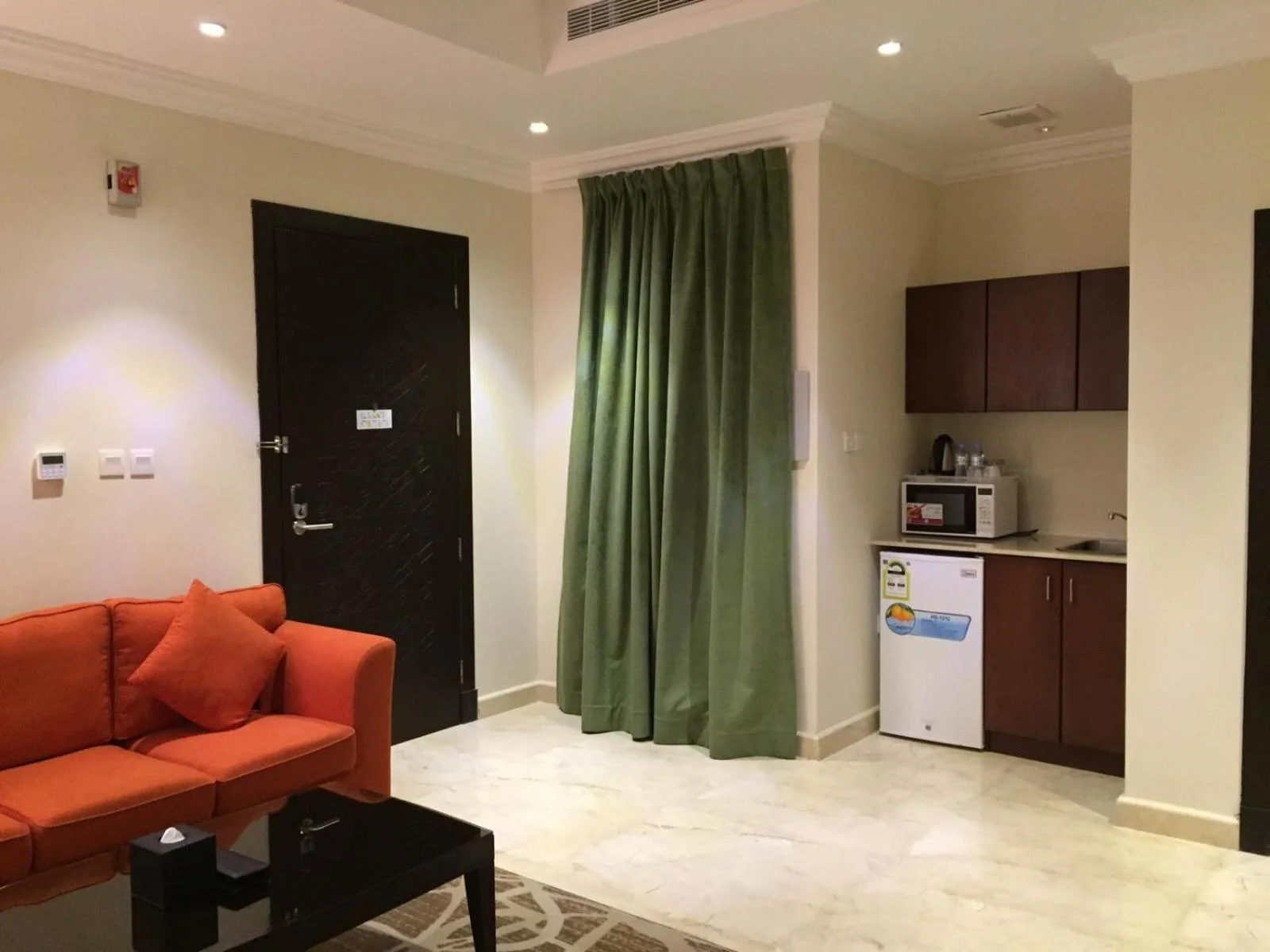 Asfar Plaza Hotel & Apartments